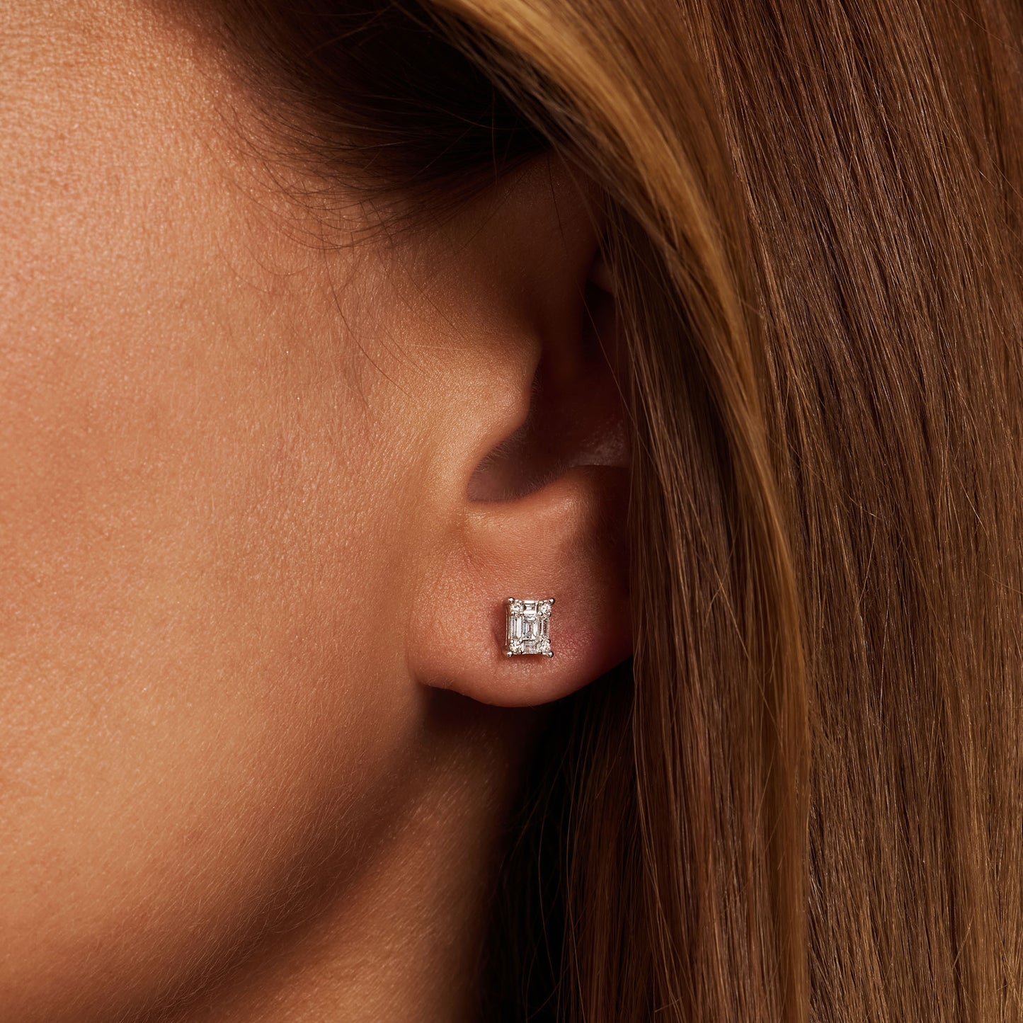 De la Paix Maxime 14 karat white gold stud ear studs with diamond 0.22 carat - - Isabel Bernard