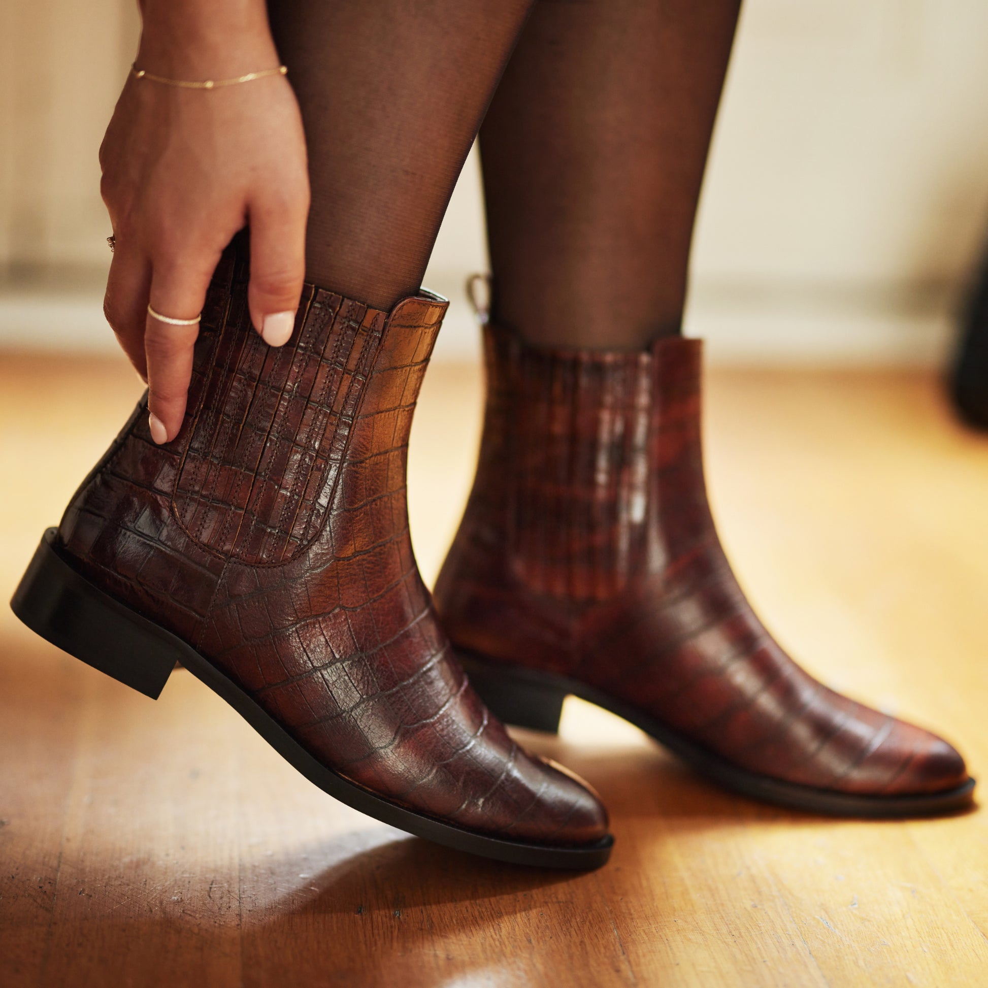 Vendôme Chey croco brown calfskin leather chelsea boots -  - Isabel Bernard