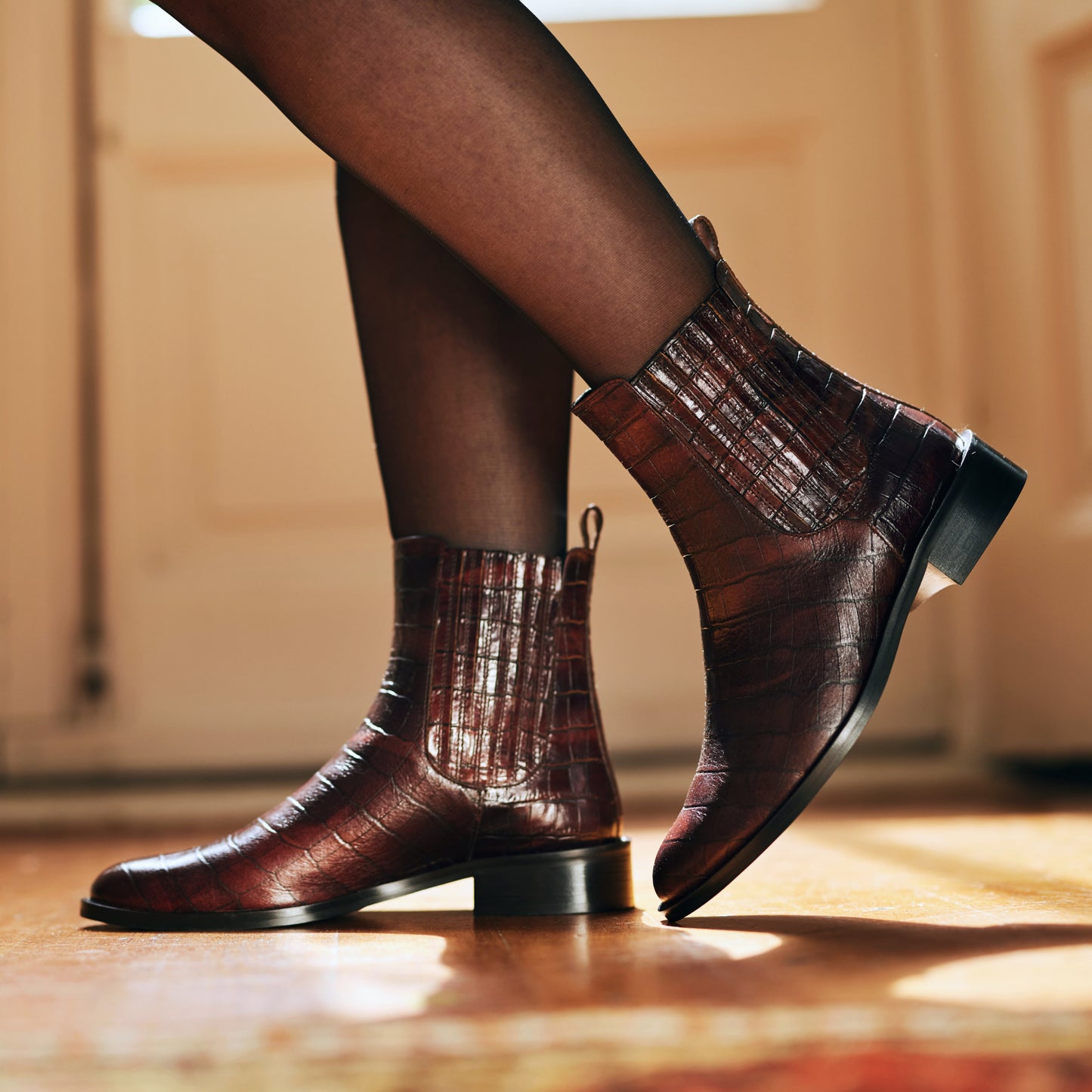 Vendôme Chey croco brown calfskin leather chelsea boots -  - Isabel Bernard