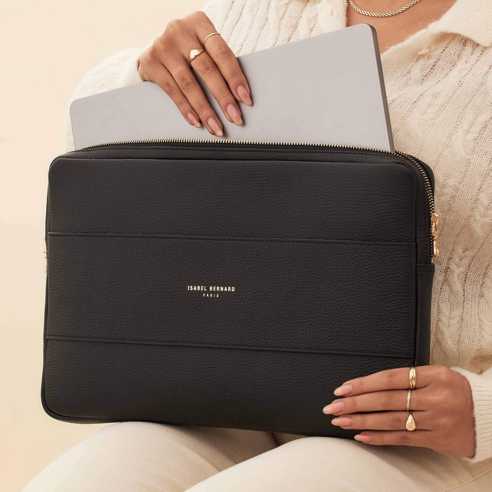 Honoré Caress black calfskin leather laptop sleeve -  - Isabel Bernard