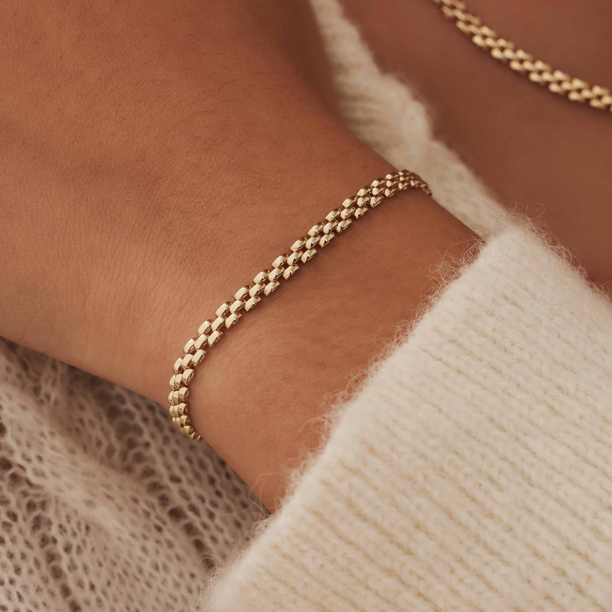 Isabel Bernard 14 karat gold link bracelet IB320137