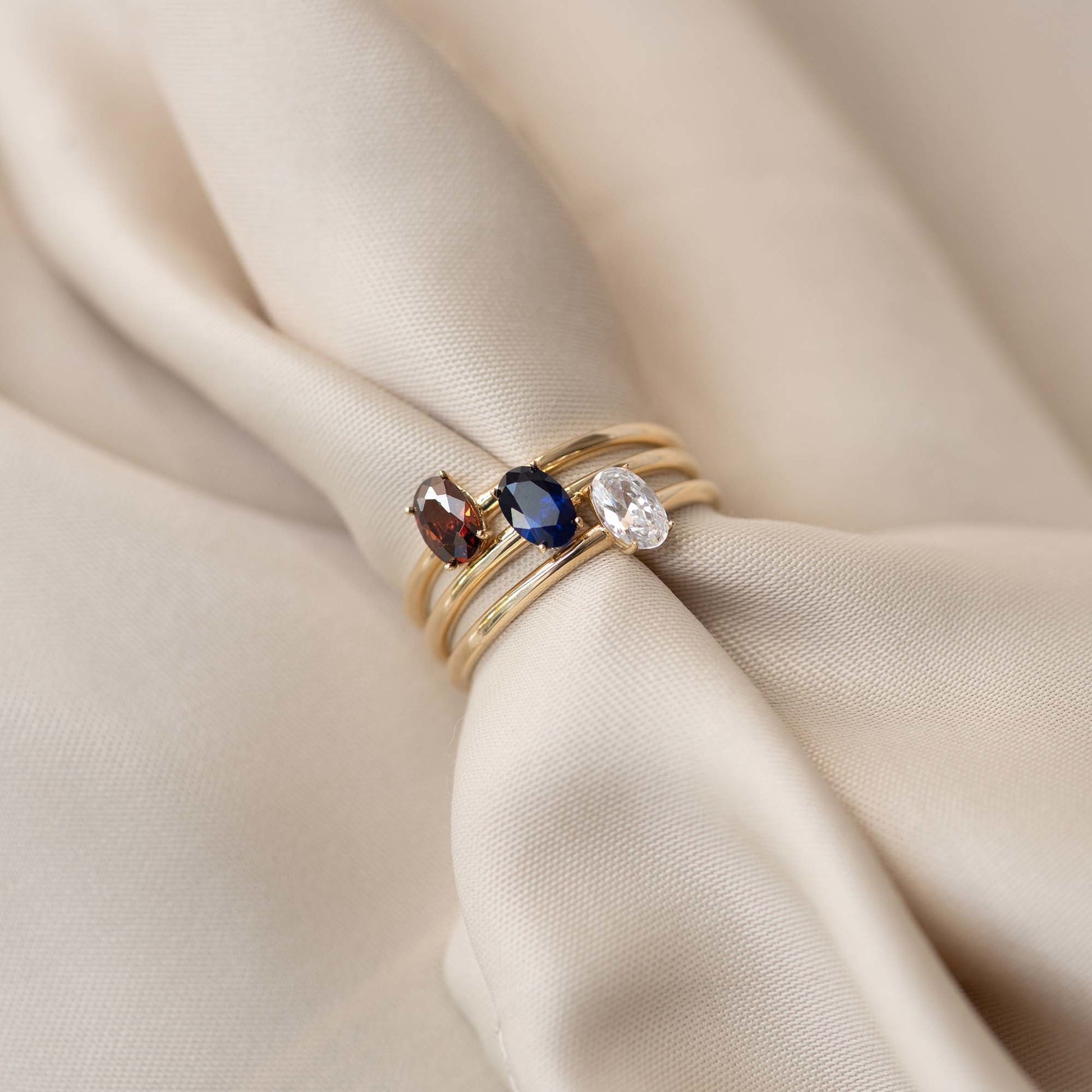 Baguette Nila 14 karat gold ring with blue zirconia stone -  - Isabel Bernard