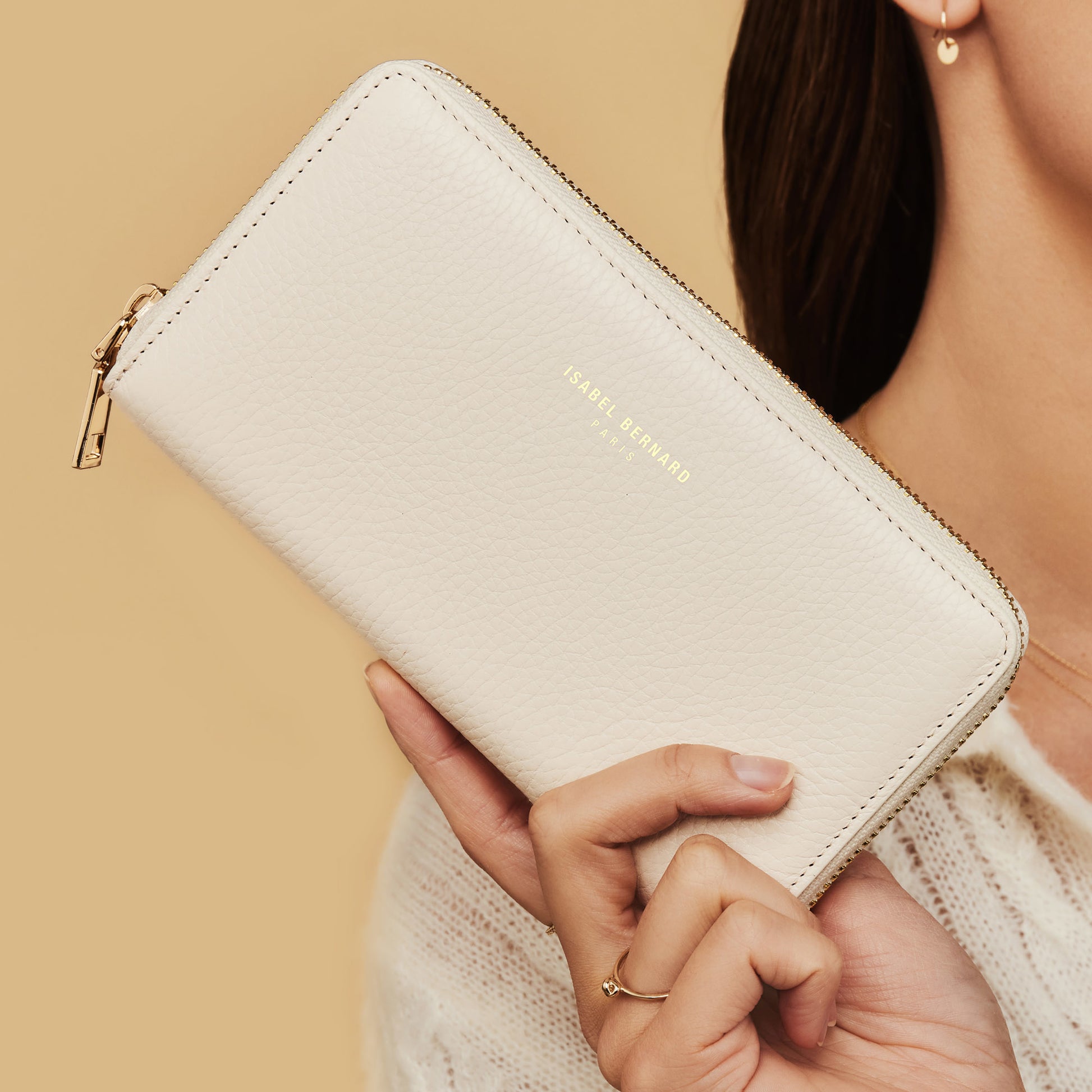 Honoré Léa cream calfskin leather zipper wallet -  - Isabel Bernard