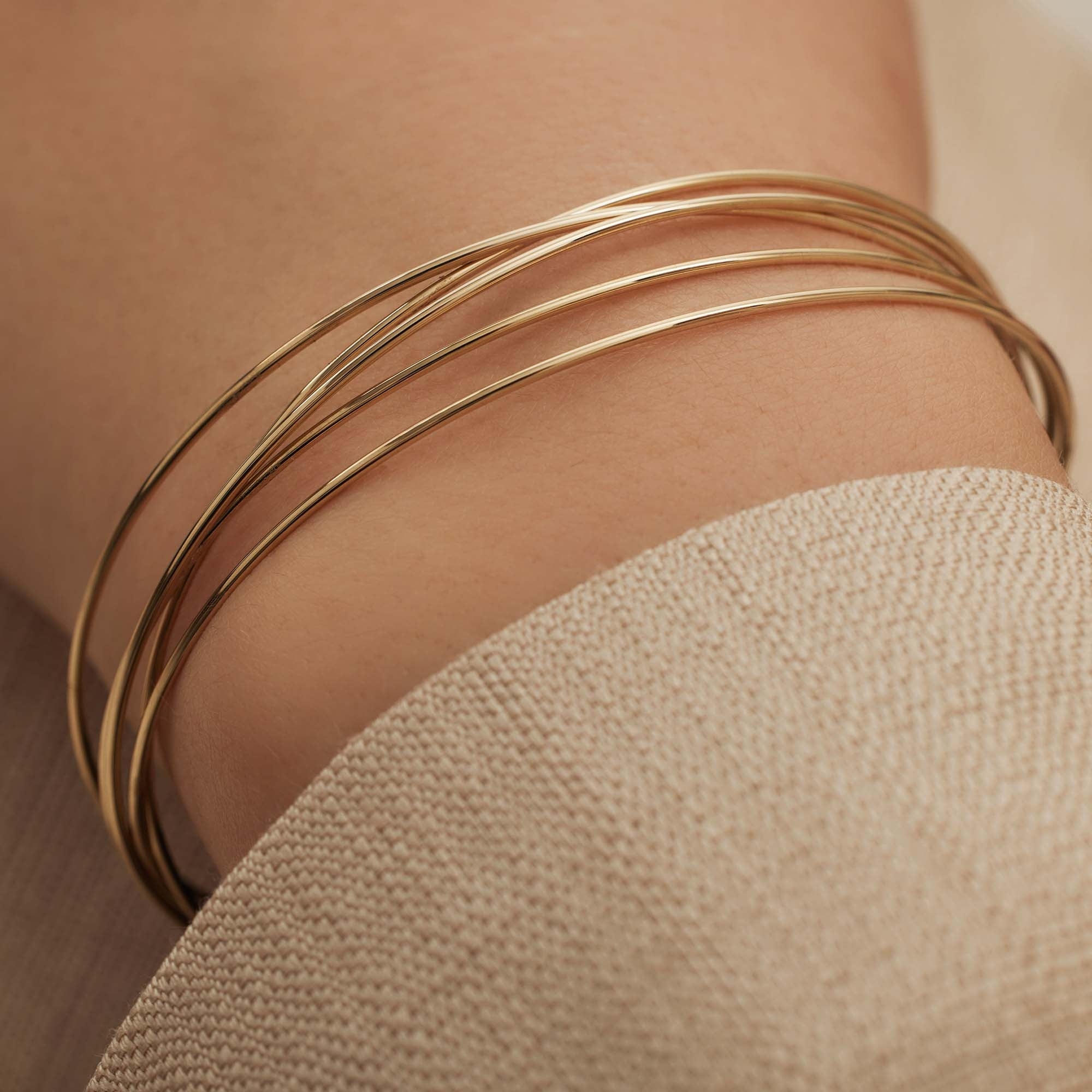 Isabel Bernard 14 karat gold bangles IB320111