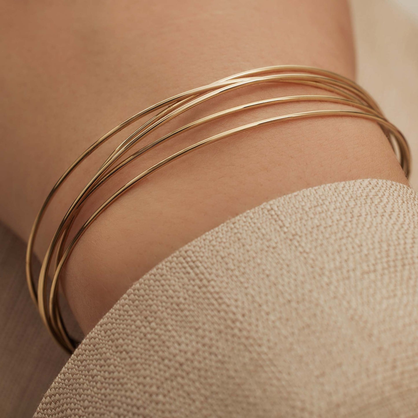 Cour d'Honneur Adora 14 karat gold bangles with 5 bracelets -  - Isabel Bernard