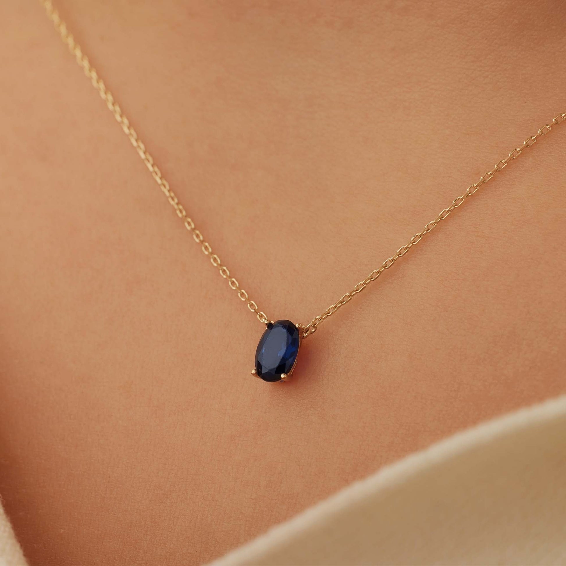 Baguette Nila 14 karat gold necklace with blue zirconia stone -  - Isabel Bernard