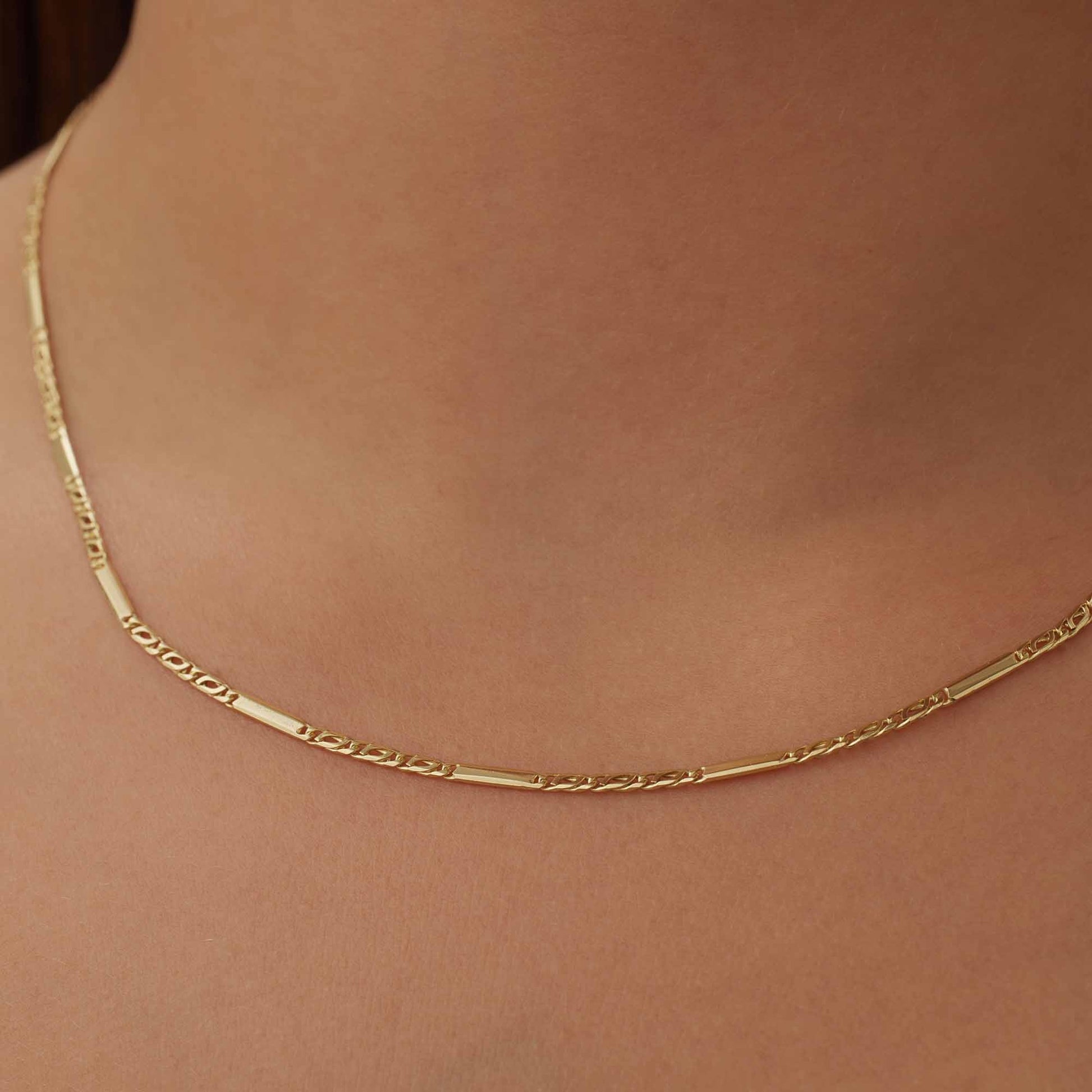 Rivoli Alice 14 karat gold link necklace with royal link and rods -  - Isabel Bernard