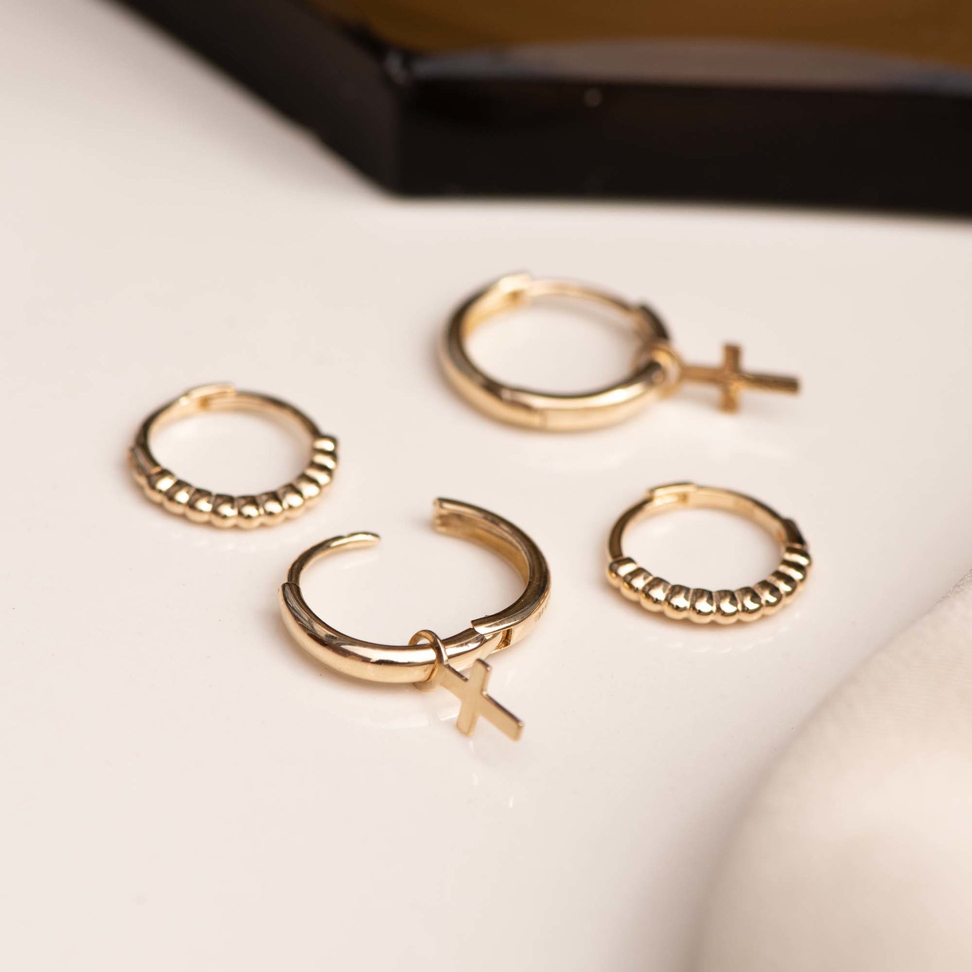 Monceau Solange 14 karat gold hoop earrings with cross -  - Isabel Bernard