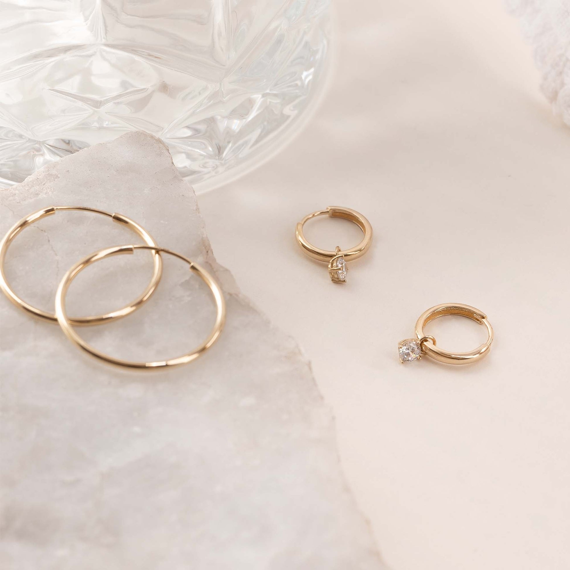 Le Marais Ophélie 14 karat gold hoop earrings with zirconia stone -  - Isabel Bernard