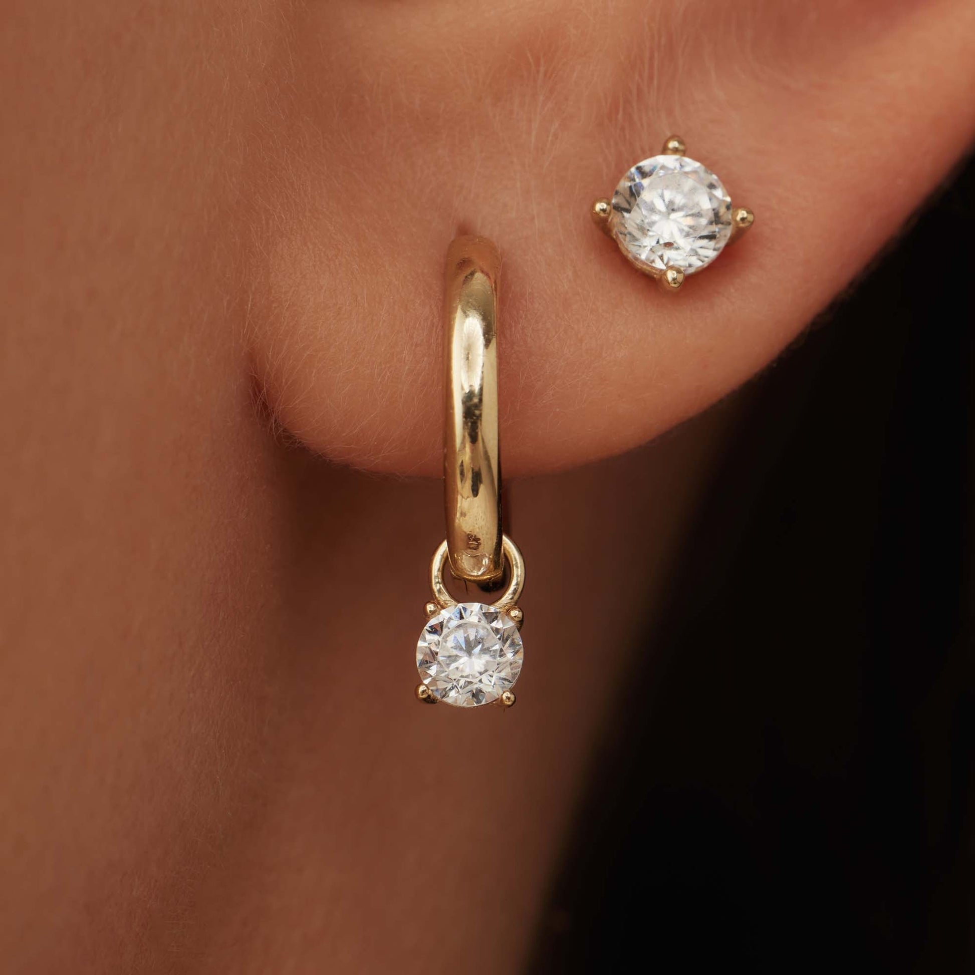 Le Marais Ophélie 14 karat gold hoop earrings with zirconia stone -  - Isabel Bernard