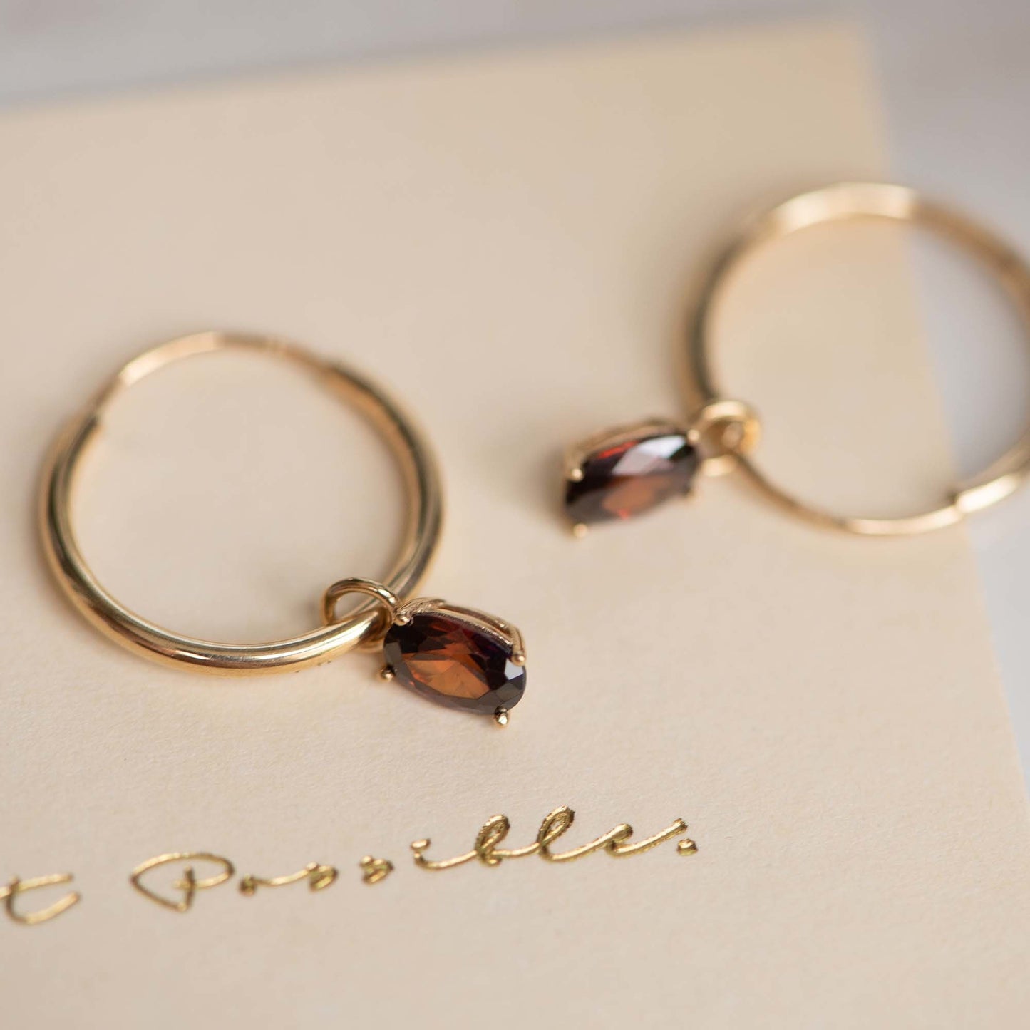 Baguette Brune 14 karat gold hoop earrings with brown zirconia stone -  - Isabel Bernard