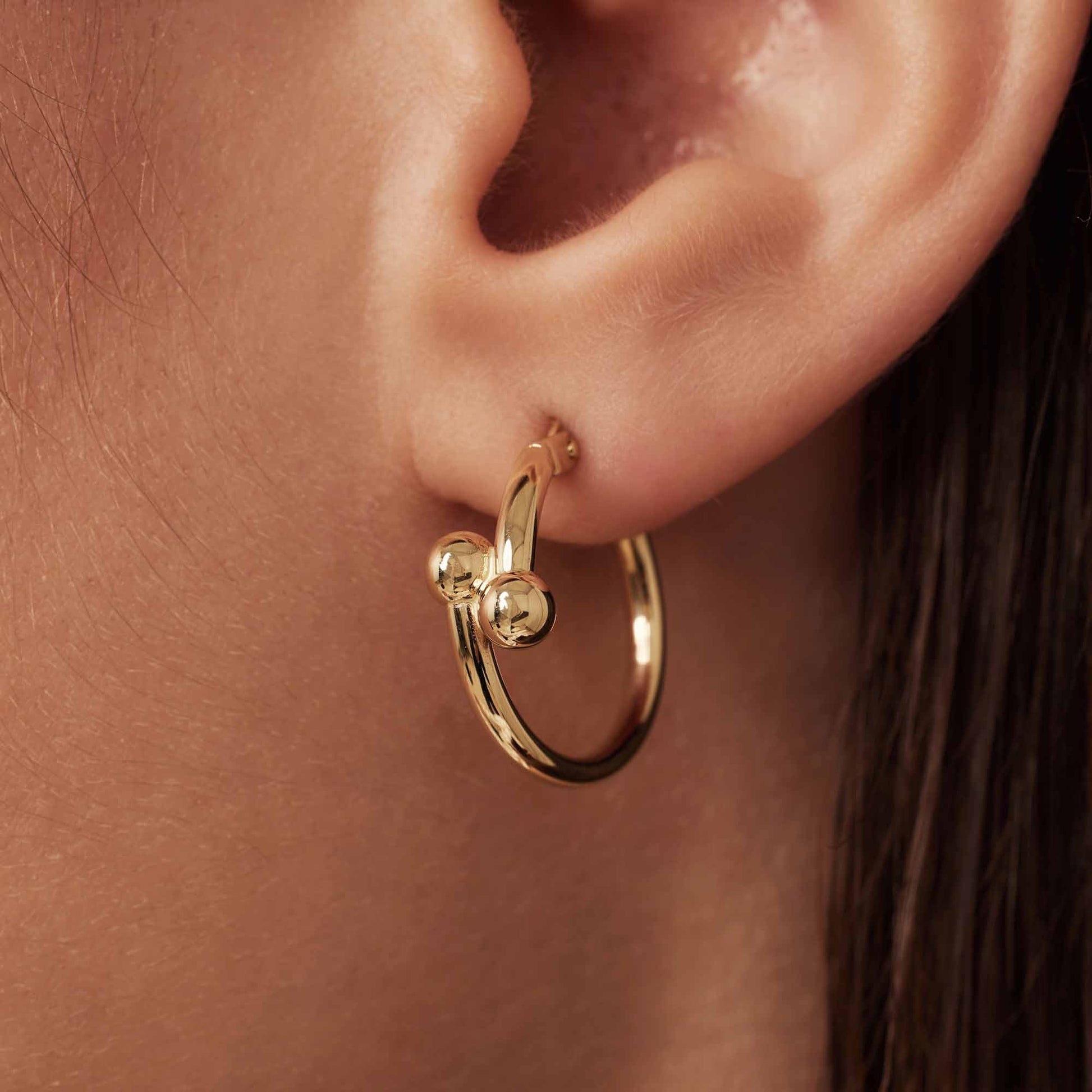 Monceau Mirell 14 karat gold hoop earrings (16.5 mm) -  - Isabel Bernard