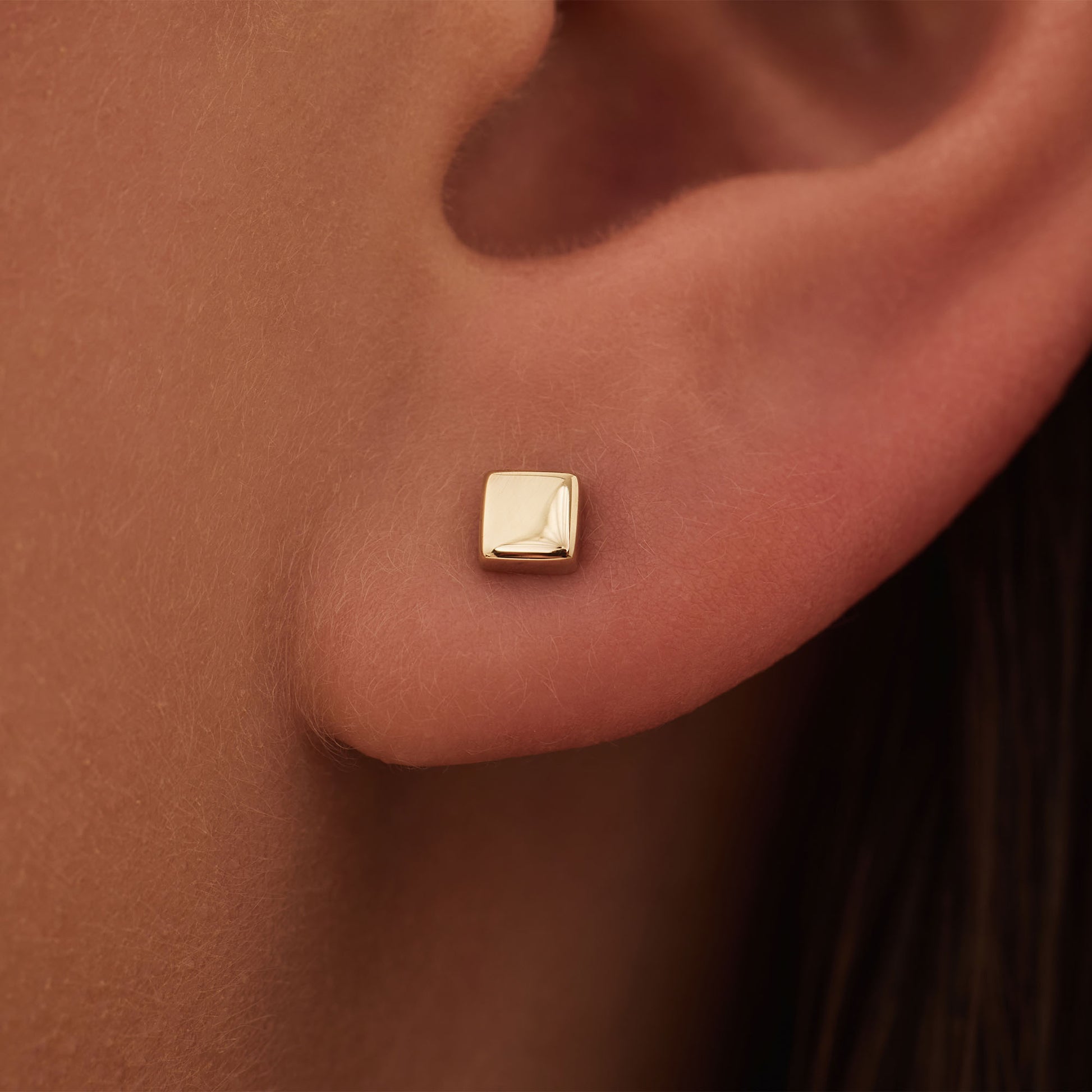 Monceau Gabrielle 14 karat gold square ear studs -  - Isabel Bernard