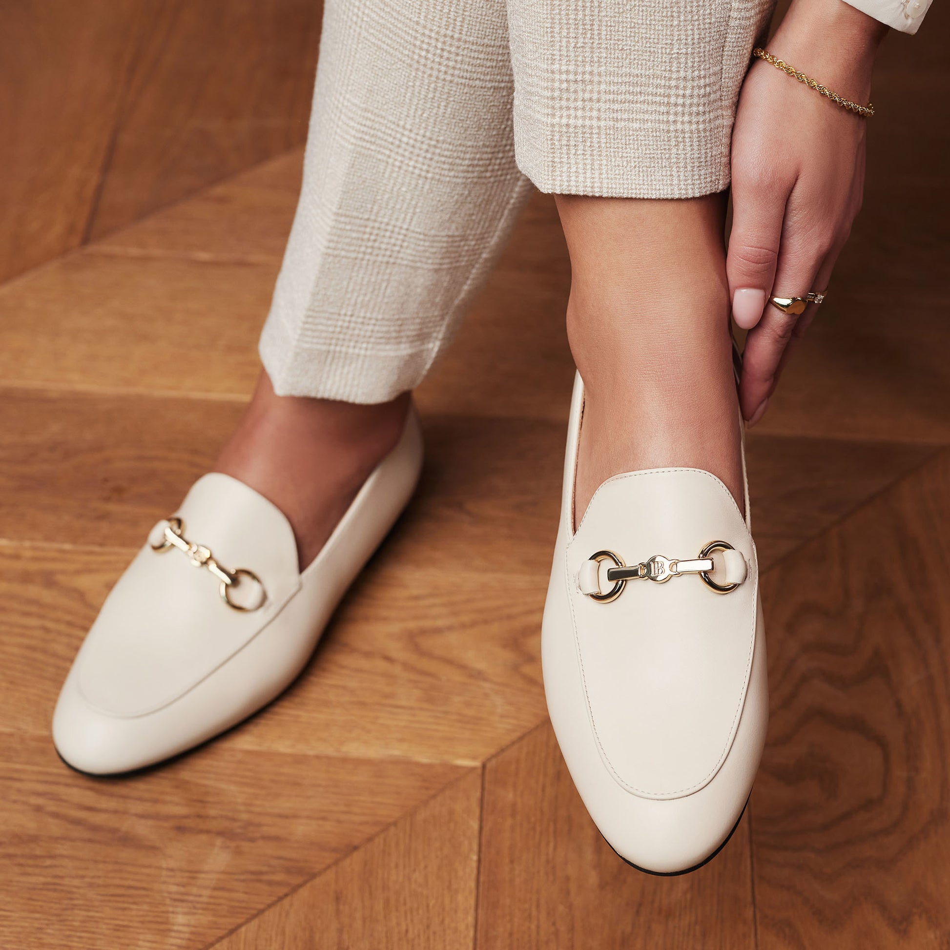 Vendôme Fleur beige calfskin leather loafers -  - Isabel Bernard