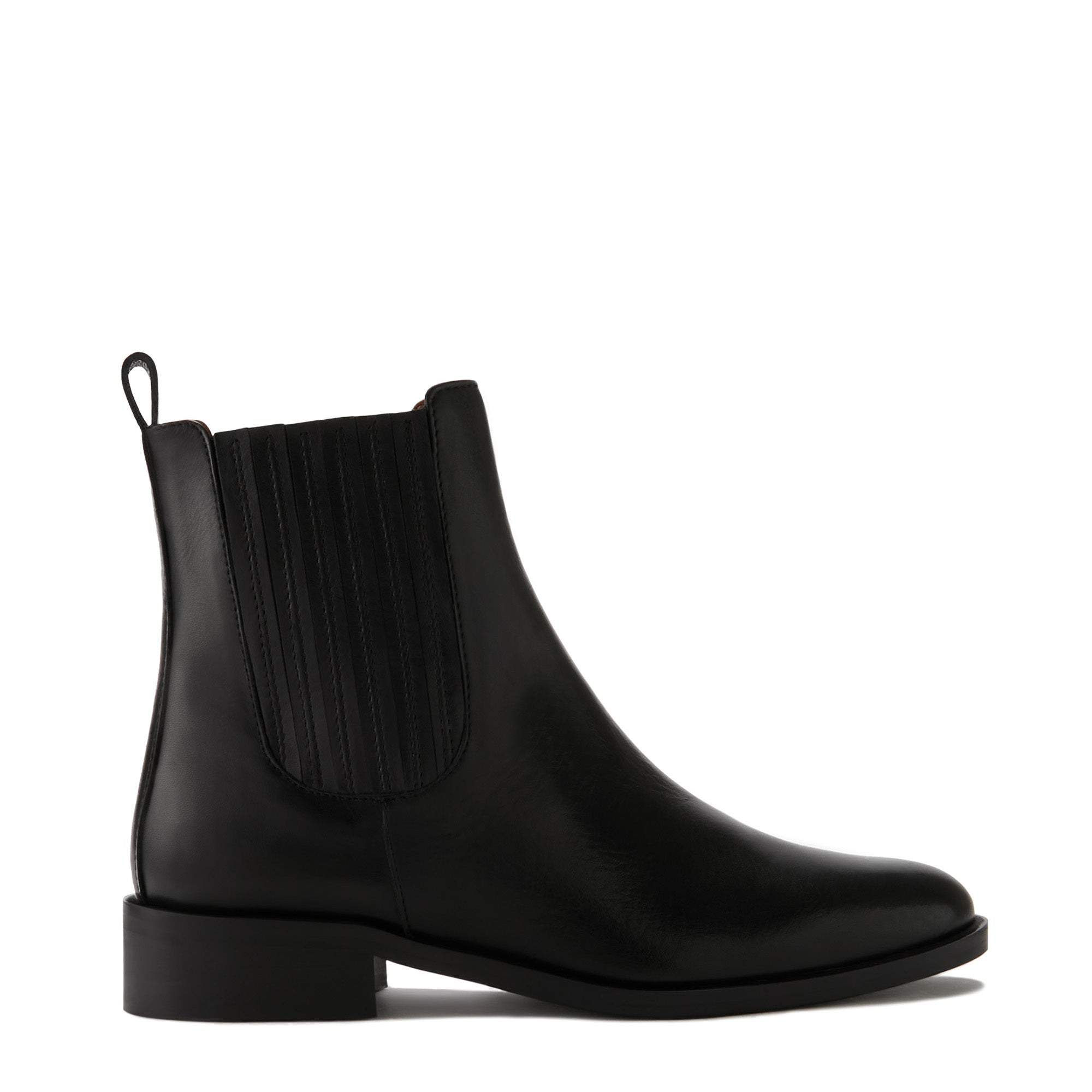 Black leather chelsea boots online