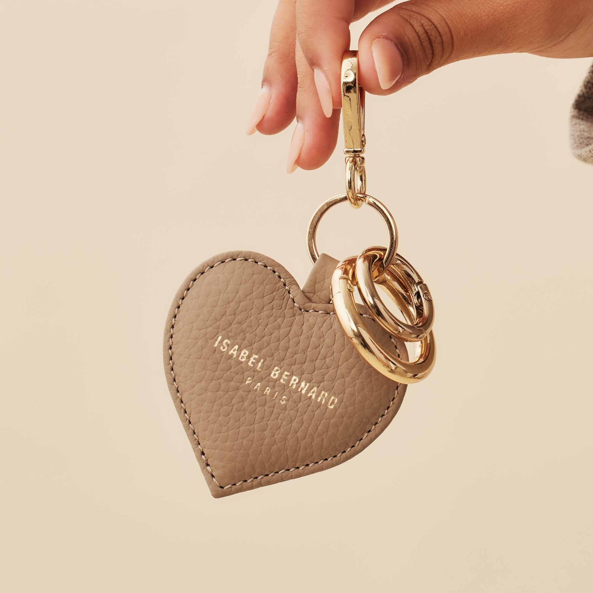 Honoré Faye taupe calfskin leather heart key ring -  - Isabel Bernard