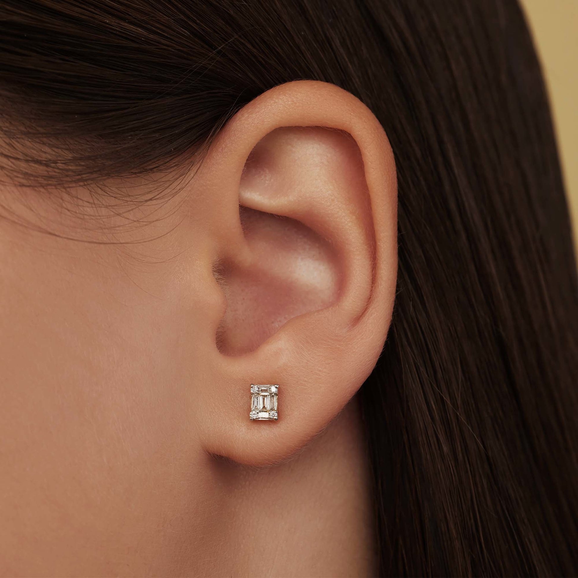 De la Paix Maxime 14 karat gold stud ear studs with diamond 0.19 carat -  - Isabel Bernard