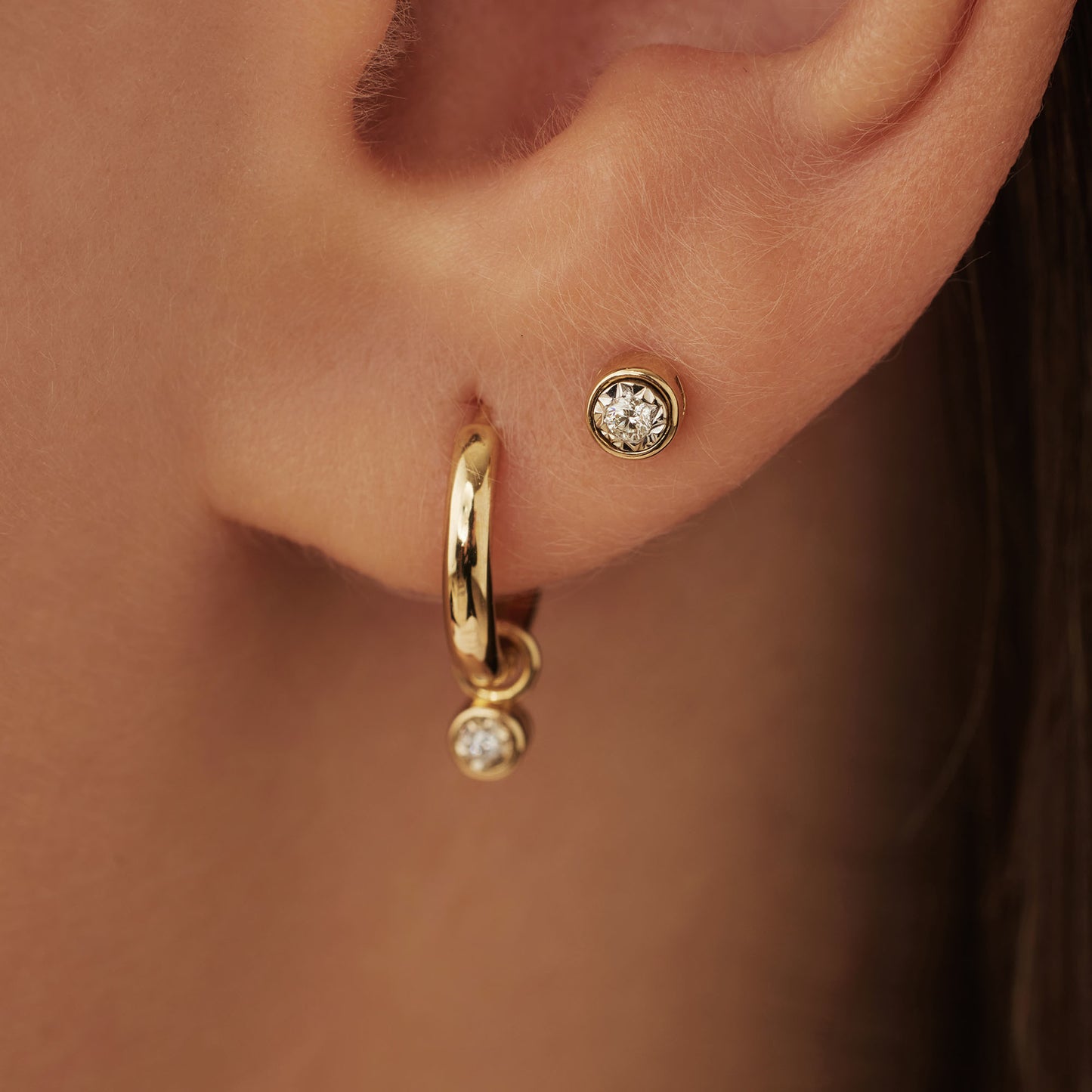 De la Paix Inaya 14 karat gold ear studs with diamond 0.02 carat -  - Isabel Bernard