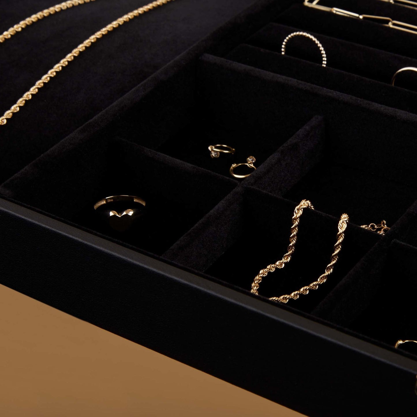 Cadeau d'Isabel black jewellery box -  - Isabel Bernard