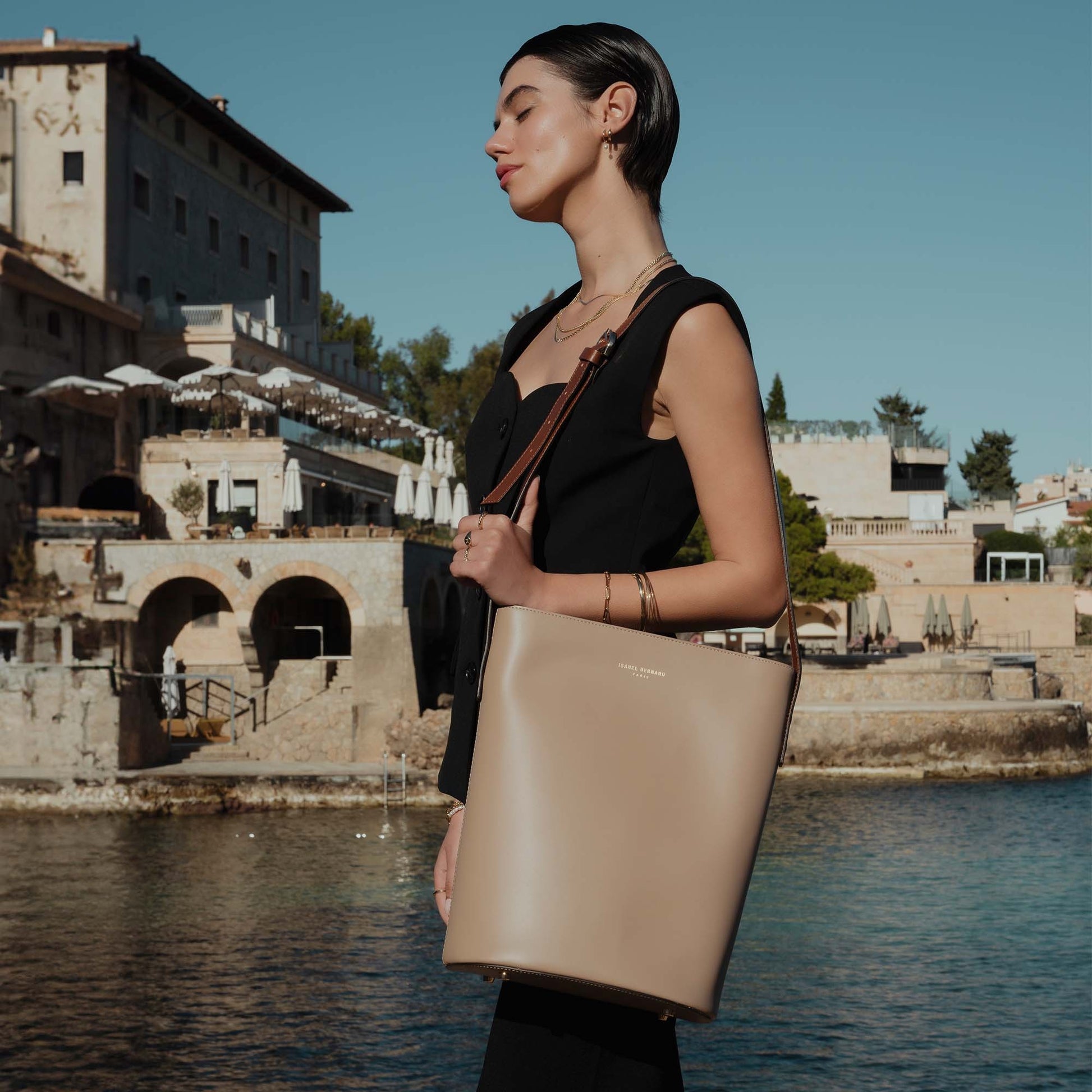 Honoré Lora taupe calfskin leather shoulder bag with laptop compartment -  - Isabel Bernard