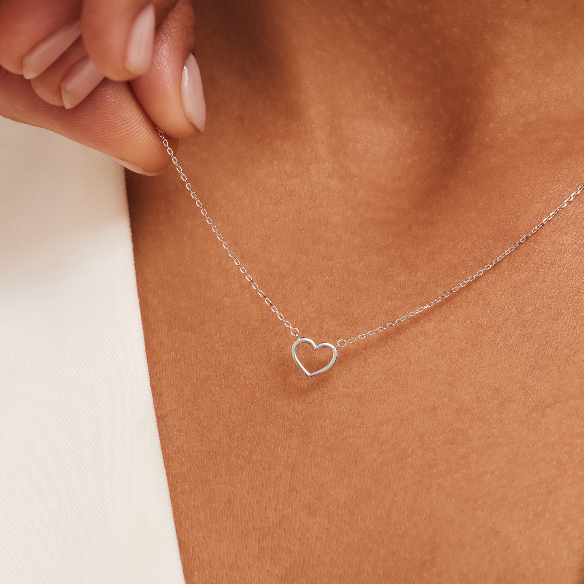 Saint Germain Amore 14 karat white gold necklace with heart - - Isabel Bernard